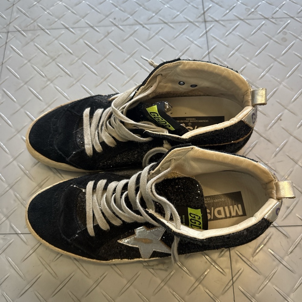 Black Sparkly Golden Goose